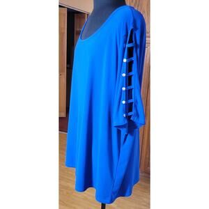 89th Madison Womens Top 3X Tunic Pullover Blue 3/4 Sleeve Arm Cutouts Minimalist